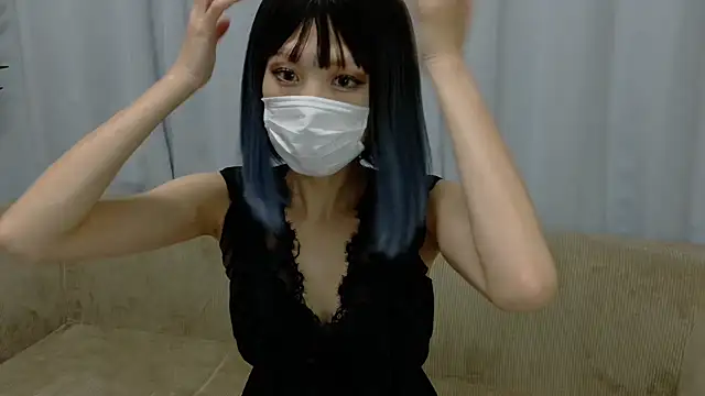 sarina at online show from October 28, 9:24 am