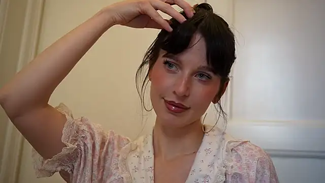 ellaa91 online show from December 2, 12:32 pm