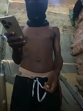 Snapshot of Jaydemasked chatting on November 15, 7:05 am Jaydemasked online show from November 15, 7:05 am