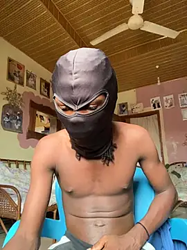 Jaydemasked online show from May 15, 1:07 pm