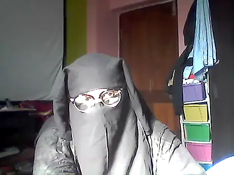 Snapshot of nasrin_katoon_7 chatting on November 5, 10:15 am nasrin katoon 7 online show from November 5, 10:15 am