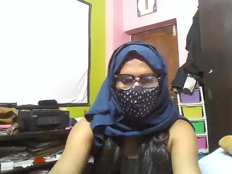 Snapshot of nasrin_katoon_7 chatting on November 15, 6:48 pm nasrin katoon 7 online show from November 15, 6:48 pm