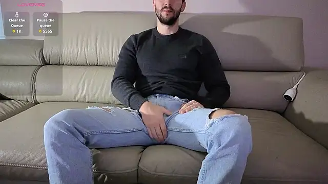 Snapshot of boiteasex chatting on February 12, 5:13 am boiteasex online show from February 12, 5:13 am