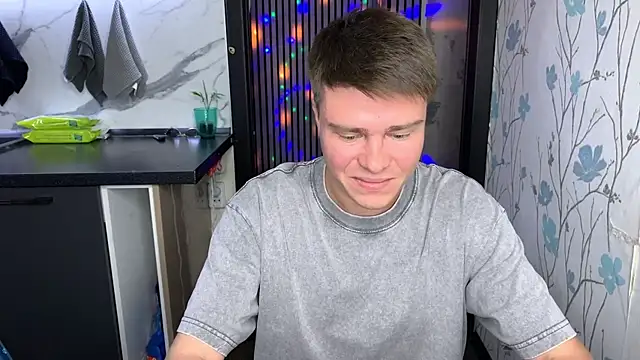 holy eggs 02 online show from September 10, 7:03 pm