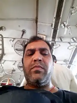 Snapshot of Hot-boy077 chatting on February 28, 3:18 am Hot-boy077 online show from February 28, 3:18 am