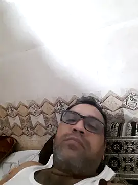 Snapshot of Hot-boy077 chatting on March 24, 2:33 pm Hot-boy077 online show from March 24, 2:33 pm