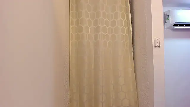 Snapshot of Abby-campbel chatting on April 21, 1:42 am Abby-campbel online show from April 21, 1:42 am