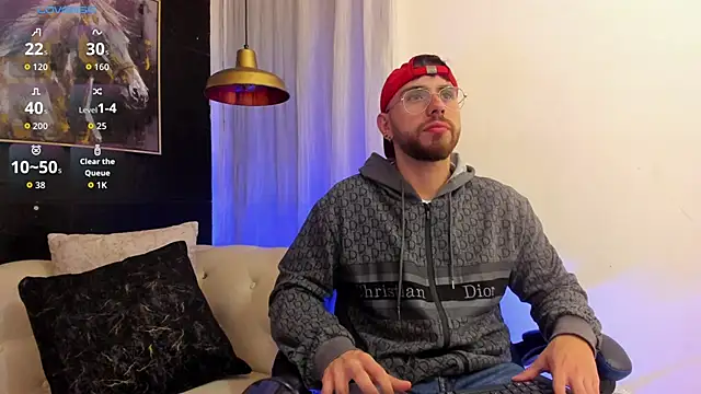 Maximo Wolff online show from October 19, 9:59 pm