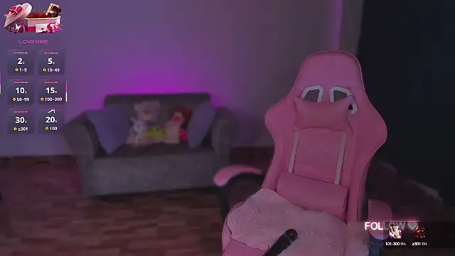 lunaarose online show from September 22, 4:47 am