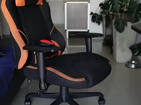 Snapshot of Vbenz28 chatting on February 28, 2:51 pm Vbenz28 online show from February 28, 2:51 pm