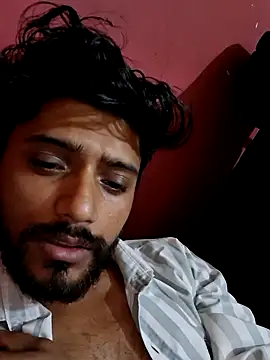 Snapshot of king_raaj1999 chatting on June 17, 1:23 pm king raaj1999 online show from June 17, 1:23 pm