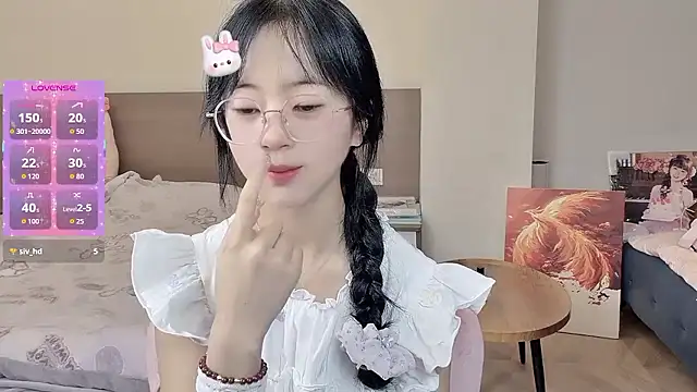 nini a online show from January 13, 6:18 am