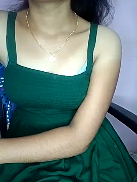 Snapshot of Nidhi_lovely chatting on September 15, 1:49 am Nidhi lovely online show from September 15, 1:49 am