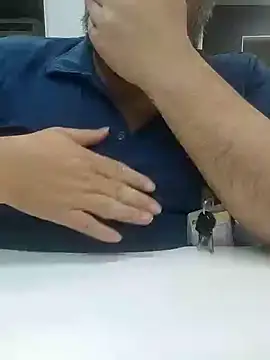 Snapshot of Nylton1982 chatting on December 15, 8:57 pm Nylton1982 online show from December 15, 8:57 pm