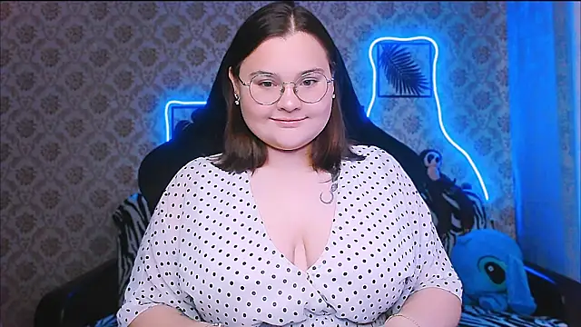 Snapshot of InLoveWithLife26 chatting on October 4, 8:34 am InLoveWithLife26 online show from October 4, 8:34 am