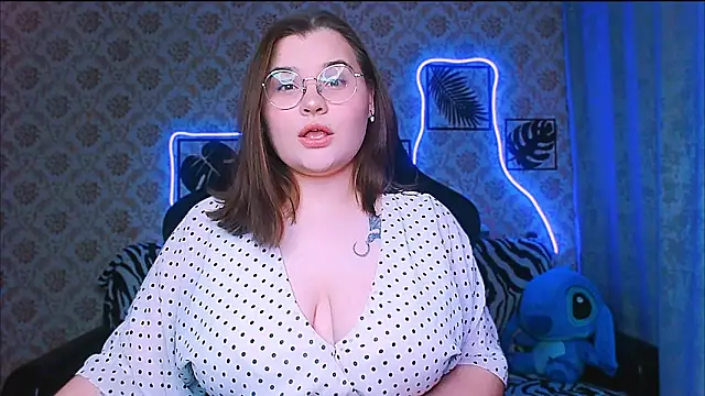 Snapshot of InLoveWithLife26 chatting on November 11, 8:09 pm InLoveWithLife26 online show from November 11, 8:09 pm