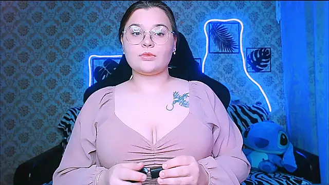 Snapshot of InLoveWithLife26 chatting on November 13, 8:08 pm InLoveWithLife26 online show from November 13, 8:08 pm