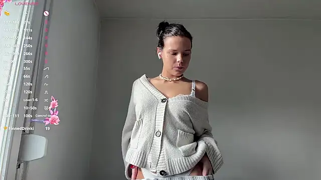 MaydaCornwall online show from March 7, 3:09 pm