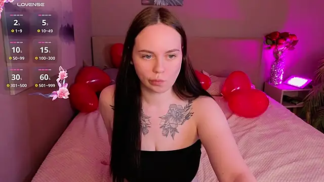 Alice Moondark online show from February 13, 8:38 pm