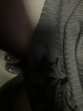 HiddenHoneyLDN online show from October 31, 10:38 am