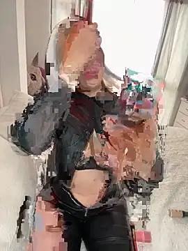 Snapshot of Savannah_Monroe chatting on September 20, 5:36 pm Savannah Monroe online show from September 20, 5:36 pm