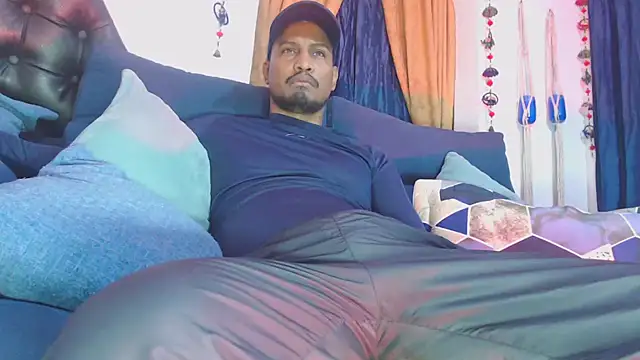 ElCaballeroNegro24 online show from February 20, 1:44 pm