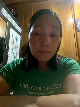 Snapshot of Lai005 chatting on September 19, 9:32 am Lai005 online show from September 19, 9:32 am