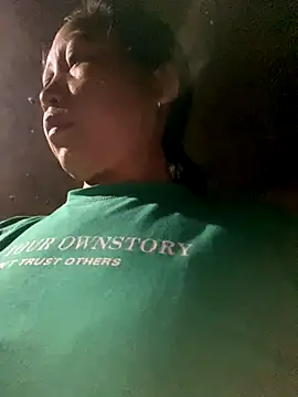 Snapshot of Lai005 chatting on September 19, 10:43 pm Lai005 online show from September 19, 10:43 pm