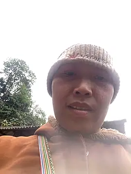 Snapshot of Lai005 chatting on December 16, 3:44 am Lai005 online show from December 16, 3:44 am