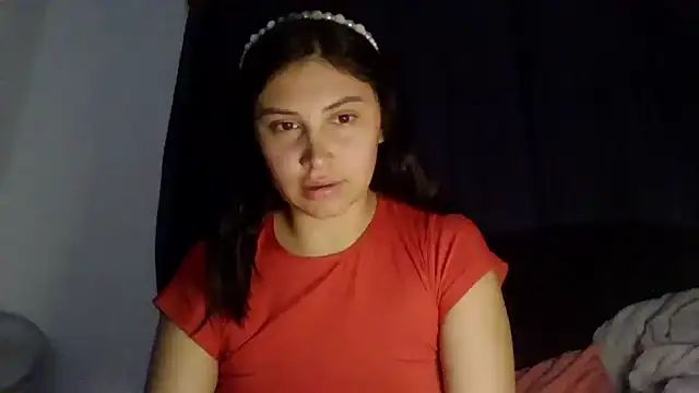 Snapshot of katy_lenah chatting on September 23, 1:19 am katy lenah online show from September 23, 1:19 am