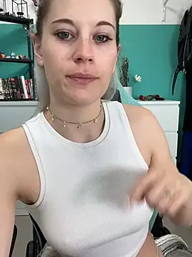 TheRealJessyLey online show from April 9, 6:41 am