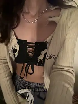 Snapshot of _Maya_zaidi_ chatting on January 18, 4:22 pm Maya zaidi online show from January 18, 4:22 pm