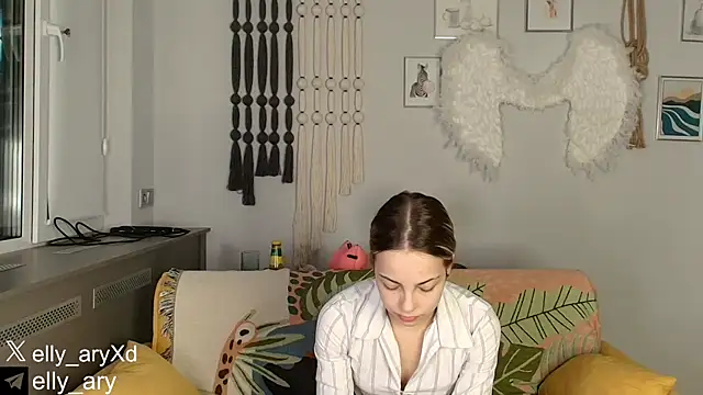 Snapshot of daddyonlyloveme chatting on January 6, 9:18 pm daddyonlyloveme online show from January 6, 9:18 pm