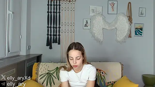 Snapshot of daddyonlyloveme chatting on January 15, 9:18 pm daddyonlyloveme online show from January 15, 9:18 pm