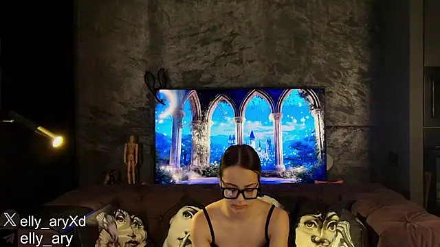 Snapshot of daddyonlyloveme chatting on February 3, 2:53 am daddyonlyloveme online show from February 3, 2:53 am