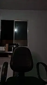 indiazinhabella27 online show from January 17, 10:13 pm