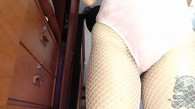 karlamoon23 online show from October 23, 8:51 pm