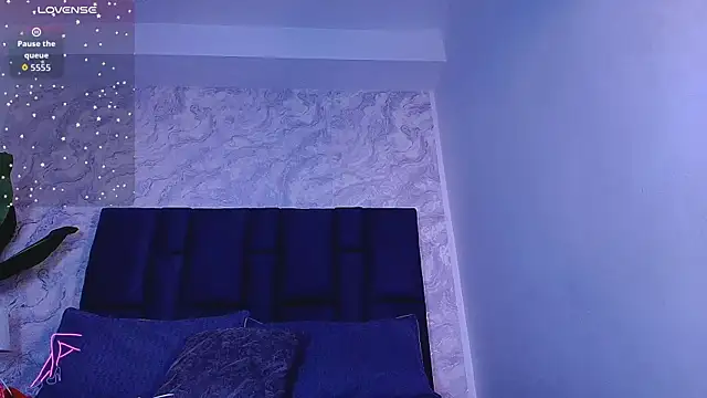 Snapshot of mishell- chatting on November 19, 7:25 pm mishell- online show from November 19, 7:25 pm