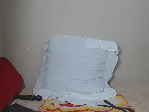  SweetLips  online show from November 13, 4:28 pm