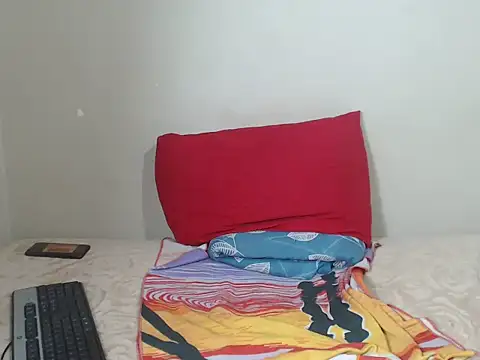  SweetLips  online show from April 3, 9:24 pm