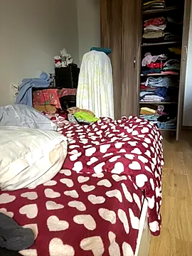 Snapshot of Alexandra23d chatting on October 1, 12:00 pm Alexandra23d online show from October 1, 12:00 pm