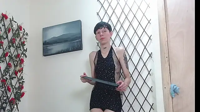 LiamBrown09 online show from May 16, 7:56 pm