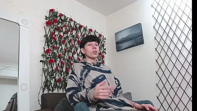 LiamBrown09 online show from May 30, 7:33 pm