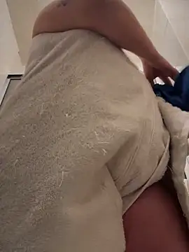 Snapshot of karobaby_ chatting on December 17, 7:42 pm karobaby online show from December 17, 7:42 pm