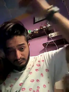 Snapshot of seenu2101 chatting on October 24, 5:48 am seenu2101 online show from October 24, 5:48 am