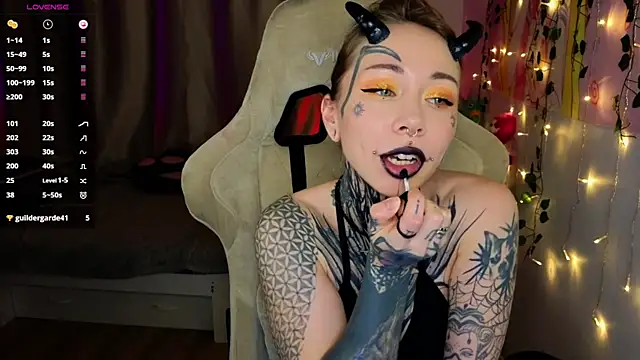 bunnykellyyy online show from February 27, 7:03 pm