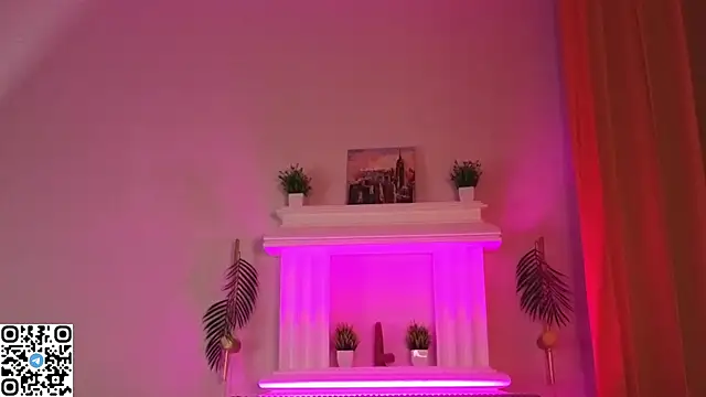 odelynbrower online show from February 17, 1:02 am