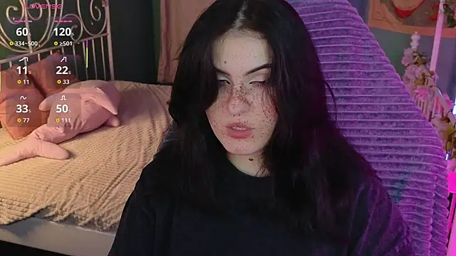 Snapshot of Dark_Shine chatting on January 11, 8:25 pm Dark Shine online show from January 11, 8:25 pm