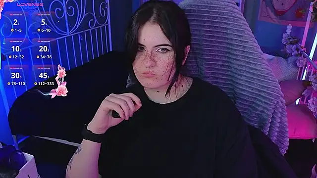 Snapshot of Dark_Shine chatting on January 16, 8:35 pm Dark Shine online show from January 16, 8:35 pm