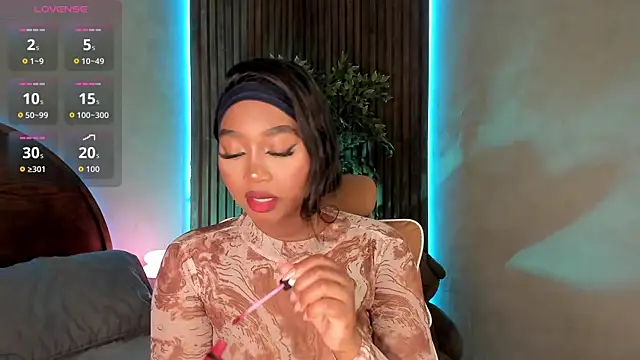 alisonn moon online show from October 29, 10:22 pm